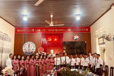 ĐẠI HỘI CHI BỘ TRƯỜNG THCS PHAN CHU TRINH LẦN THỨ XIV NHIỆM KỲ 2025-2027